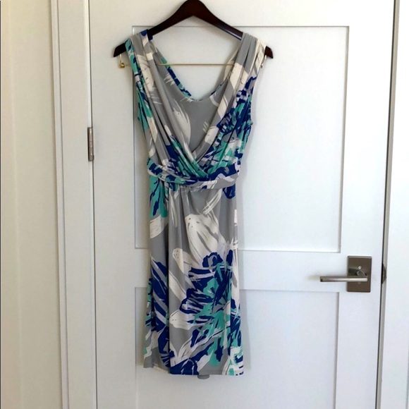 Dress with low back - Picture 4 of 5